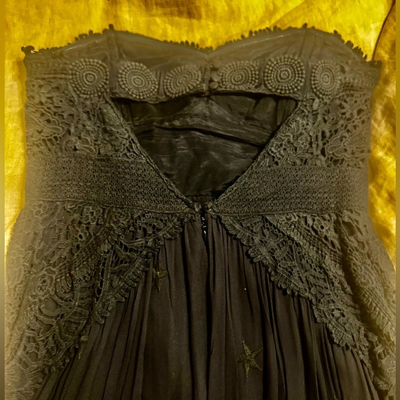 SPECTACULAR FREE PEOPLE DRESS IN LIKE NEW CONDITION! - Picture 8 of 10